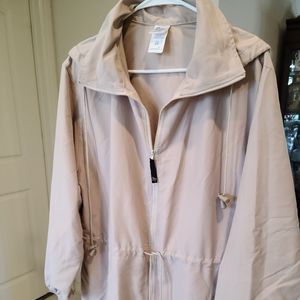 Hooded windbreaker jacket